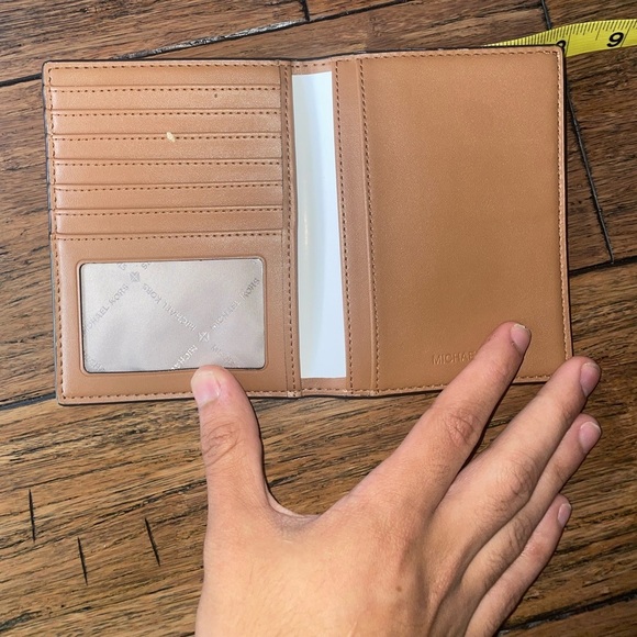 MK passport holder wallet Michael Kors monogram passport holder travel wallet - Picture 12 of 13